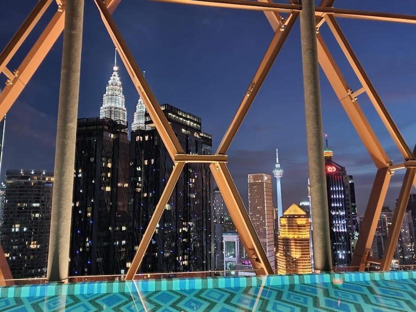 Scarletz Suites Klcc By M Suites Kuala Lumpur Esterno foto